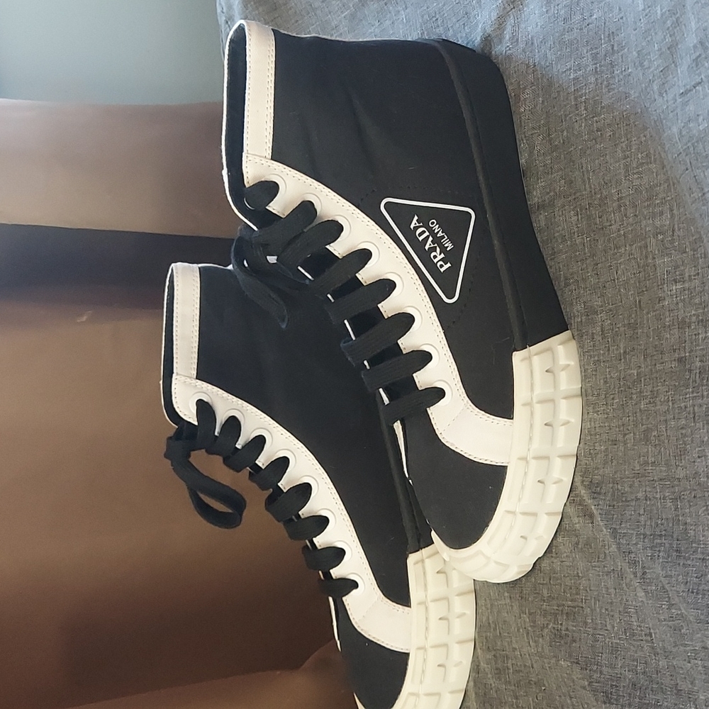 Brand NEW Prada Sneakers size 37 size 6